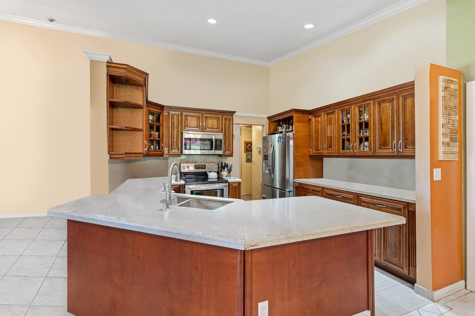 3530 Torremolinos Avenue A-31, Doral, FL 33178 photo 14
