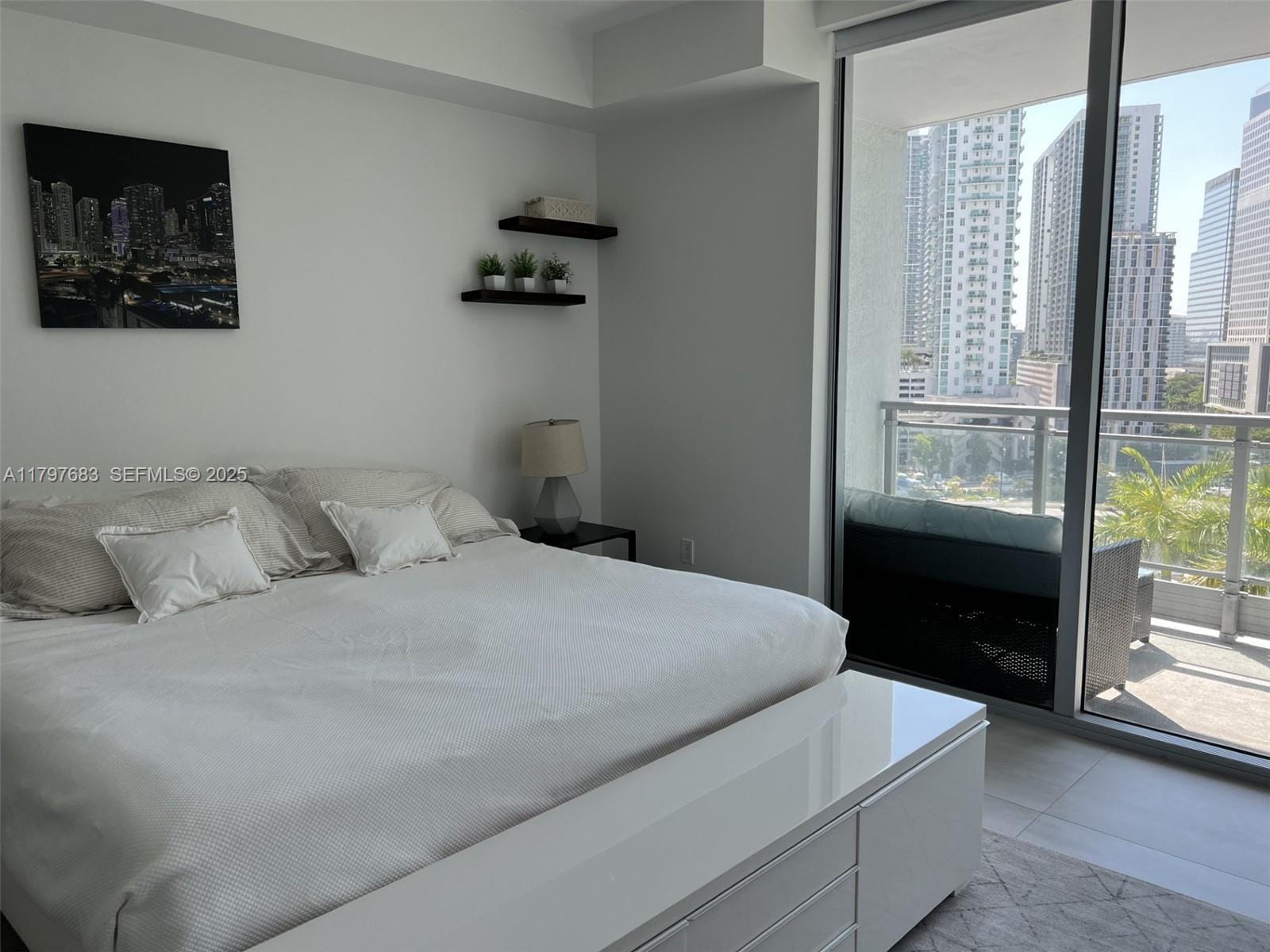 90 SW 3rd Street 1514, Miami, FL 33130 photo 17