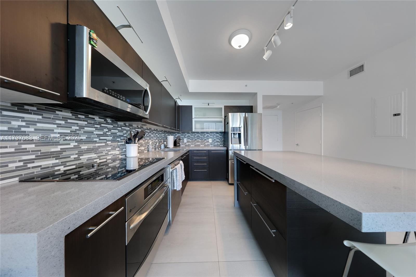 90 SW 3rd Street 1514, Miami, FL 33130 photo 7