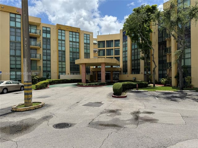 11780 SW 18th Street 321-2, sold in International Park I Cond, Miami, FL