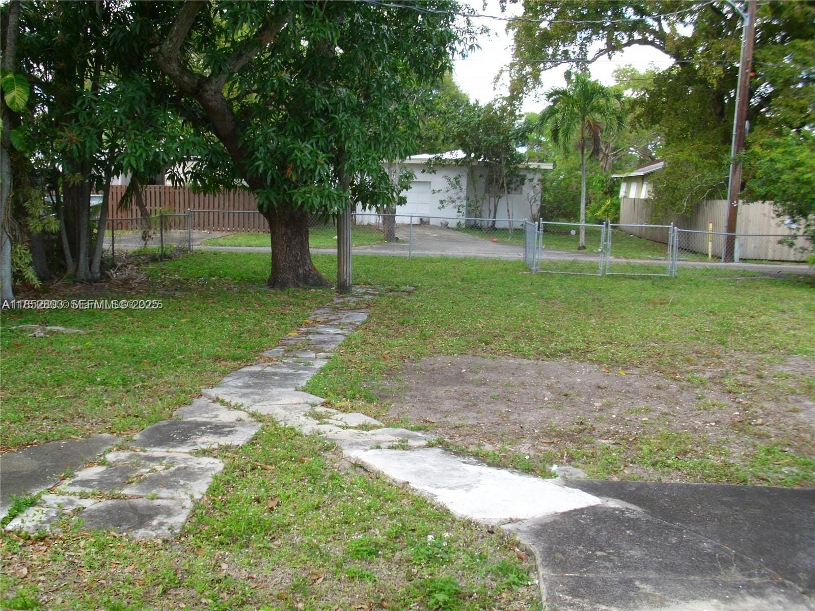 238 SW 6th Street, Dania Beach, FL 33004 photo 7