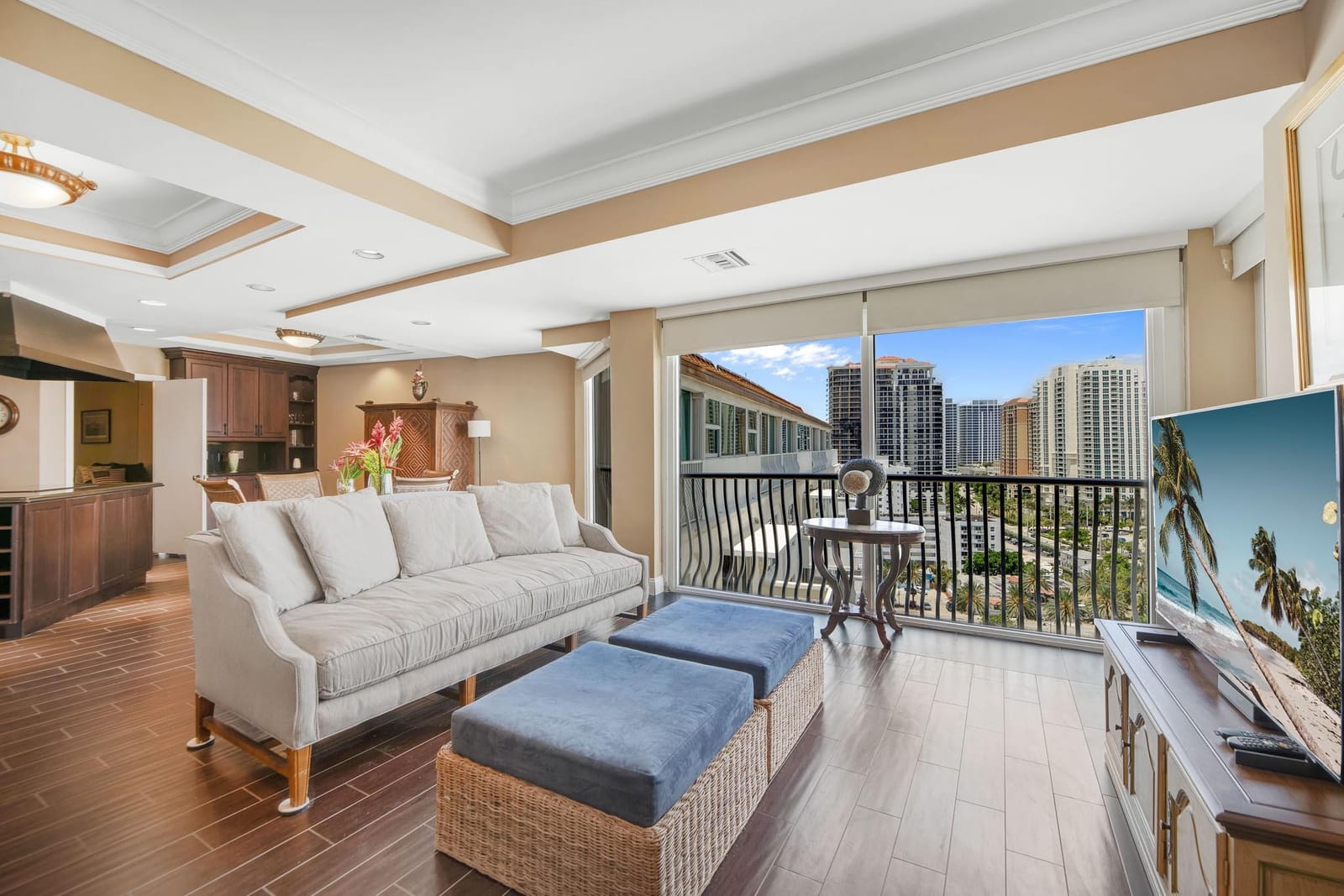 1 Las Olas Circle PH3 — photo 11