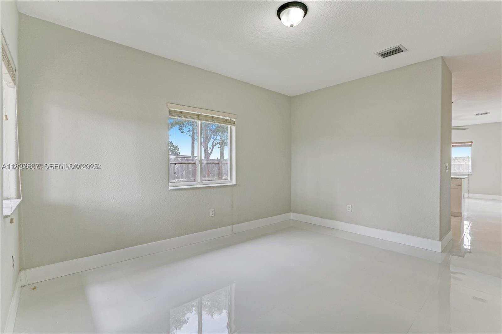 709 SE 14th Place, Homestead, FL 33033 photo 4