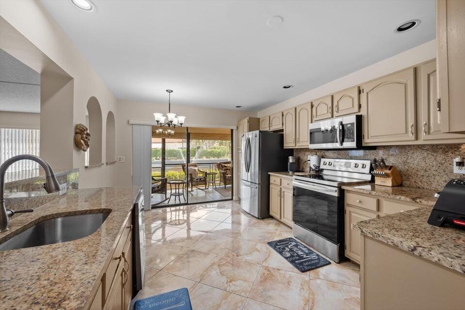 3089 Lucerne Park Drive Drive, Greenacres, FL 33467