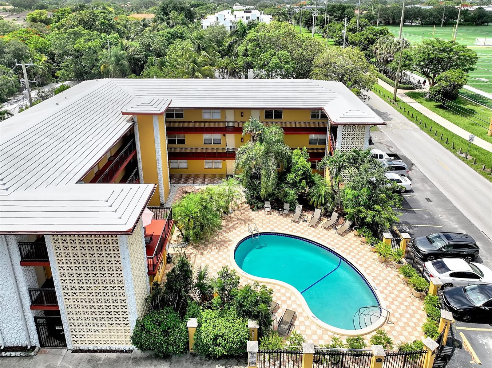 744 NE 14th Avenue 4, Fort Lauderdale, FL 33304