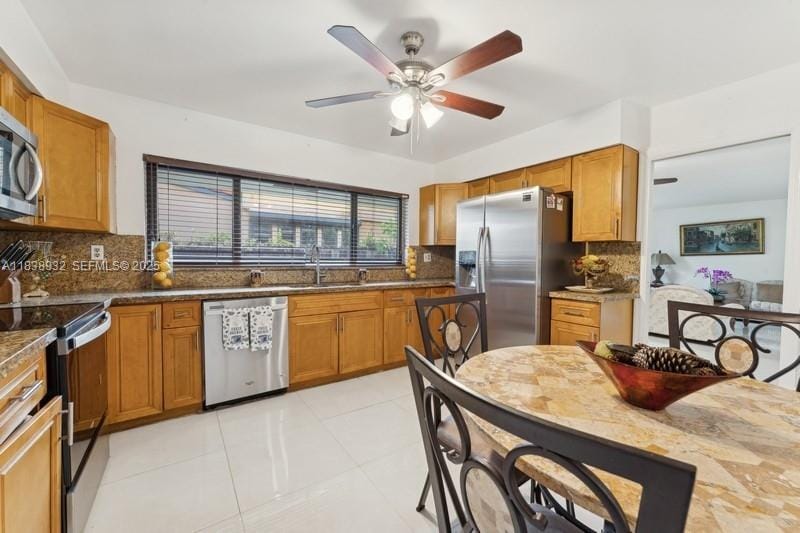 11610 NE 6th Avenue, Biscayne Park, FL 33161 photo 6