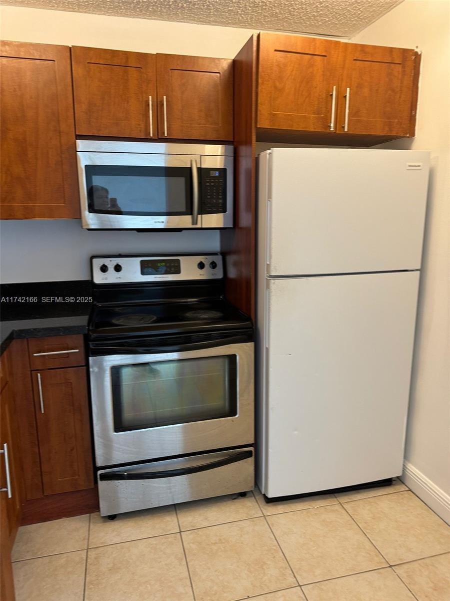 484 NW 165th St Road A-516, Miami, FL 33169 photo 5