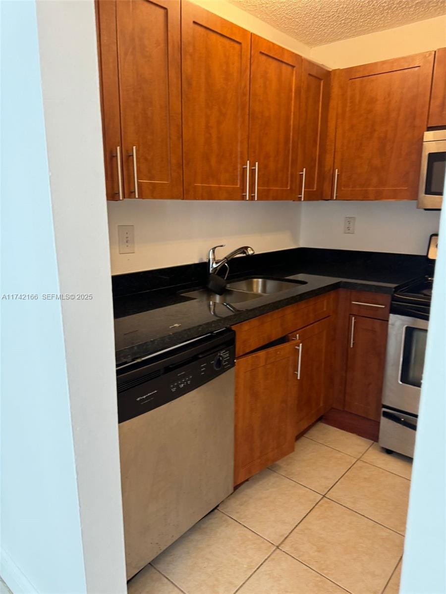 484 NW 165th St Road A-516, Miami, FL 33169 photo 6