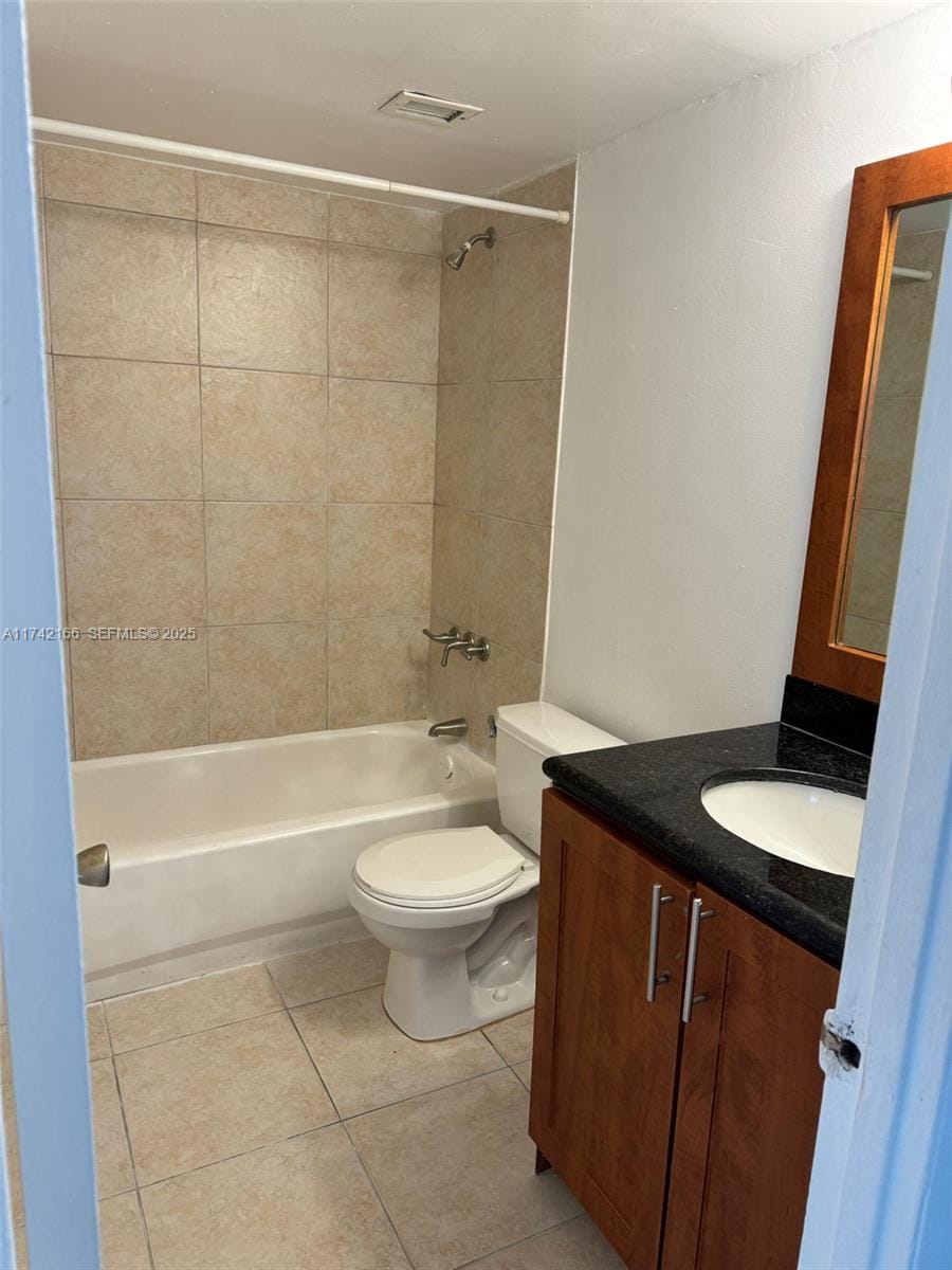 484 NW 165th St Road A-516, Miami, FL 33169 photo 10