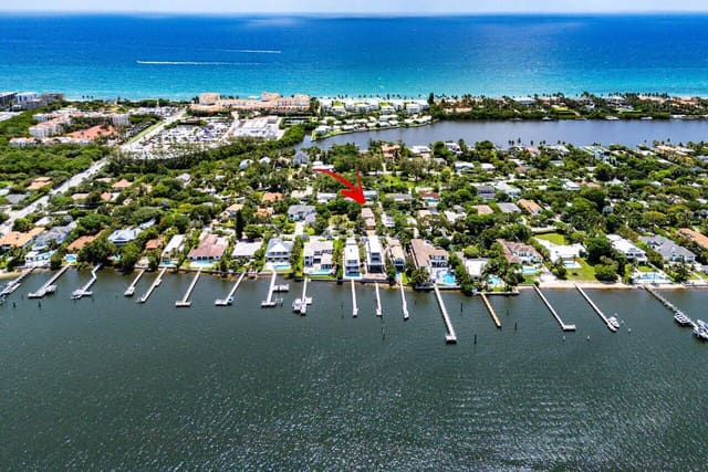 326 S Atlantic Drive, sold in Hypoluxo Island Add, Lantana, FL