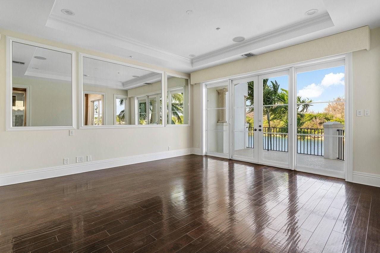 549 NE 19th Avenue C, Deerfield Beach, FL 33441 photo 25