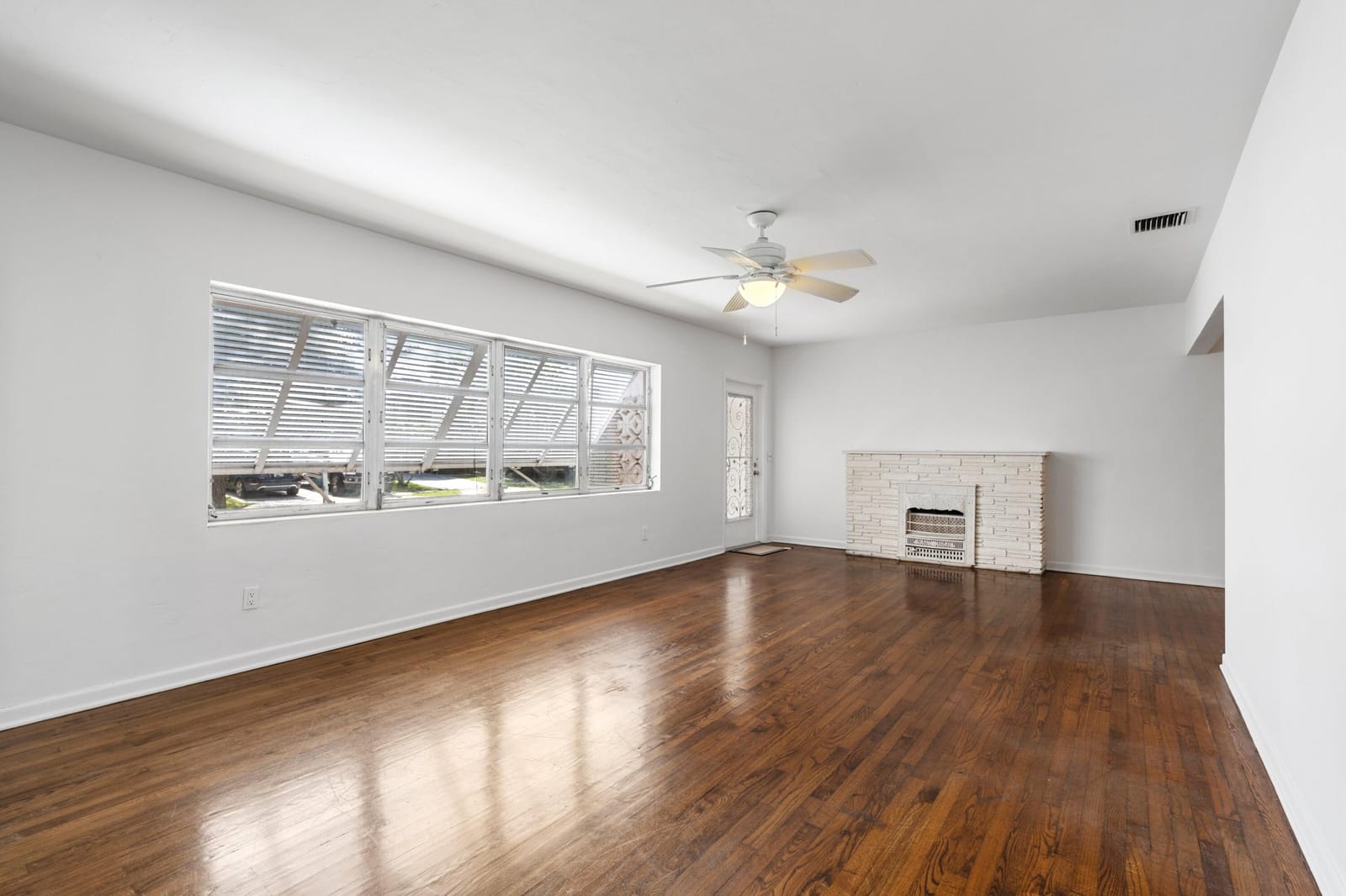 90 17th Avenue S, Lake Worth Beach, FL 33460 photo 4