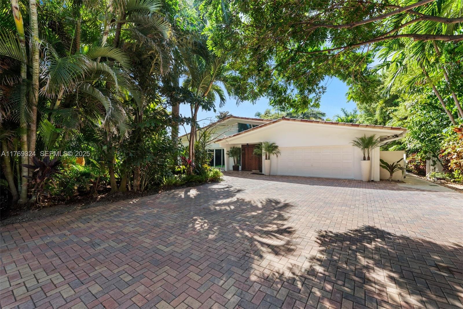 210 Ocean Boulevard, Golden Beach, FL 33160 photo 2
