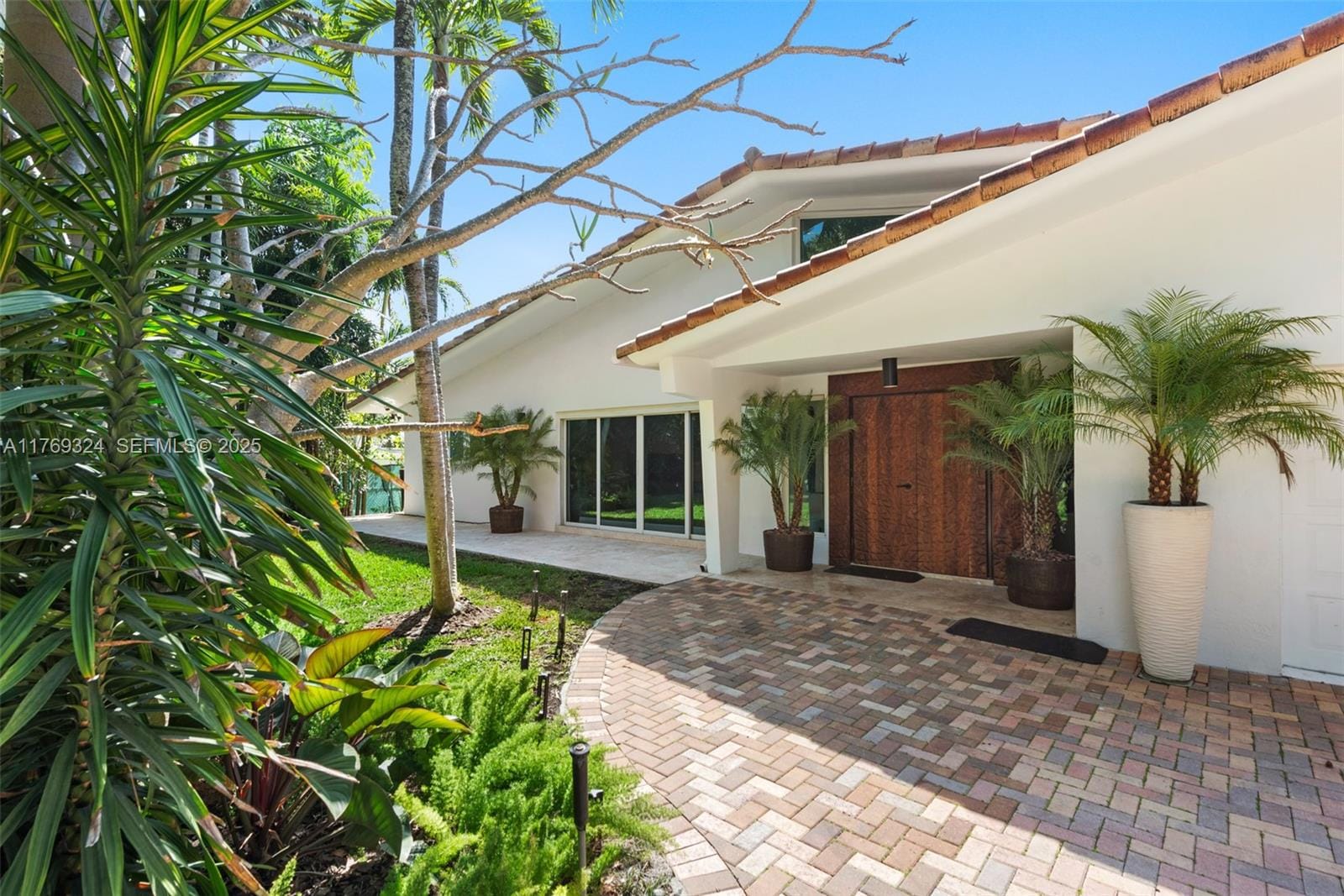 210 Ocean Boulevard, Golden Beach, FL 33160 photo 5