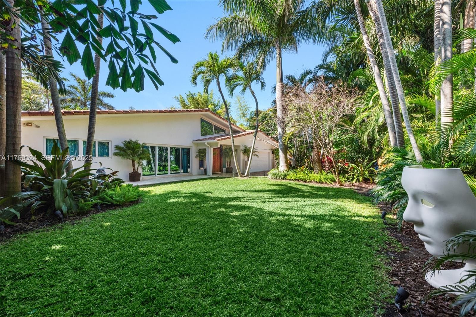 210 Ocean Boulevard, Golden Beach, FL 33160 photo 10