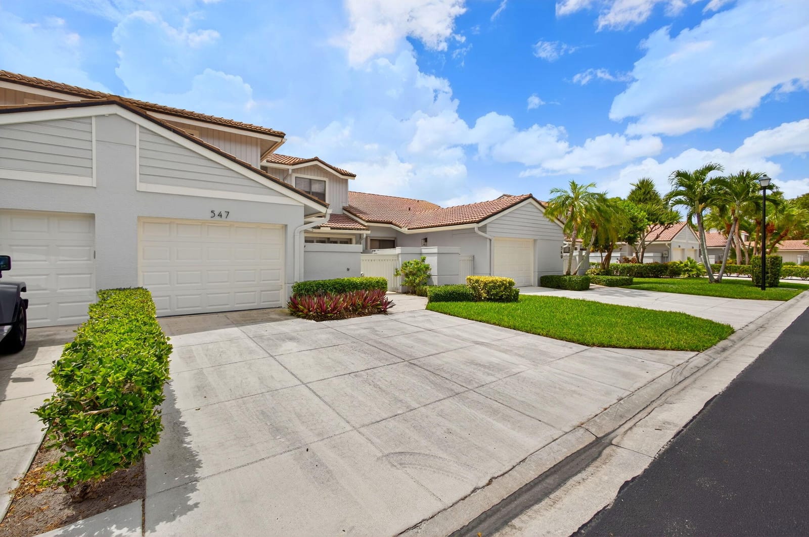 547 Prestwick Circle, Palm Beach Gardens, FL 33418