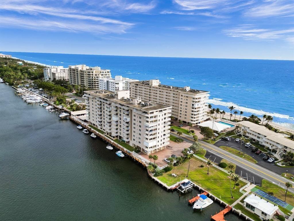 1050 Hillsboro Mile 308W, Hillsboro Beach, FL 33062