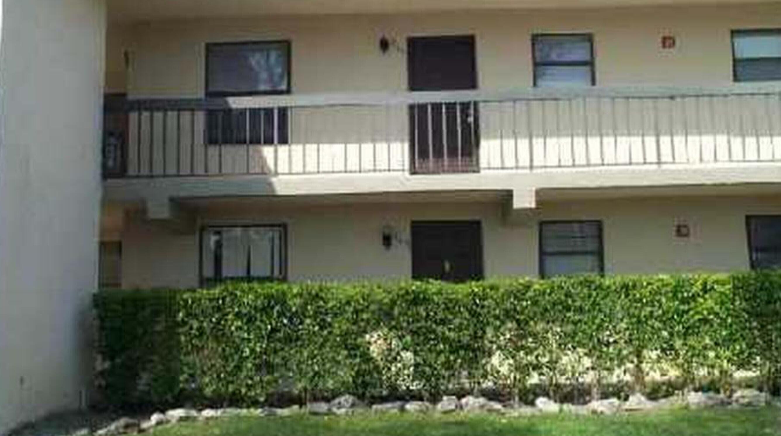21911 Lake Forest Circle 204, Boca Raton, FL 33433, Boca Raton