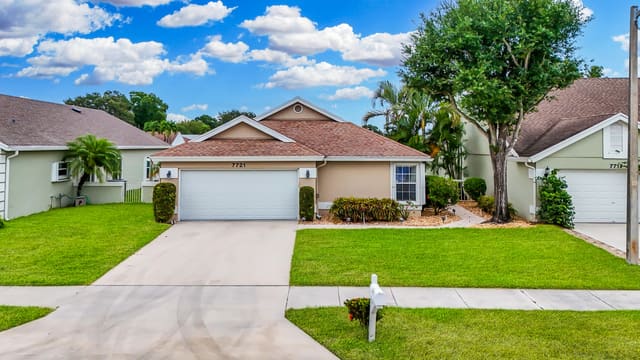 7721 Mansfield Hollow Road, Delray Beach, FL 33446
