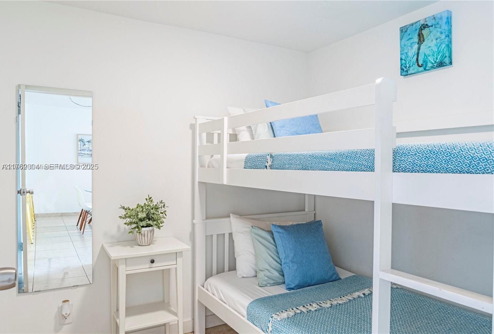 5601 Collins Avenue 717 — photo 10