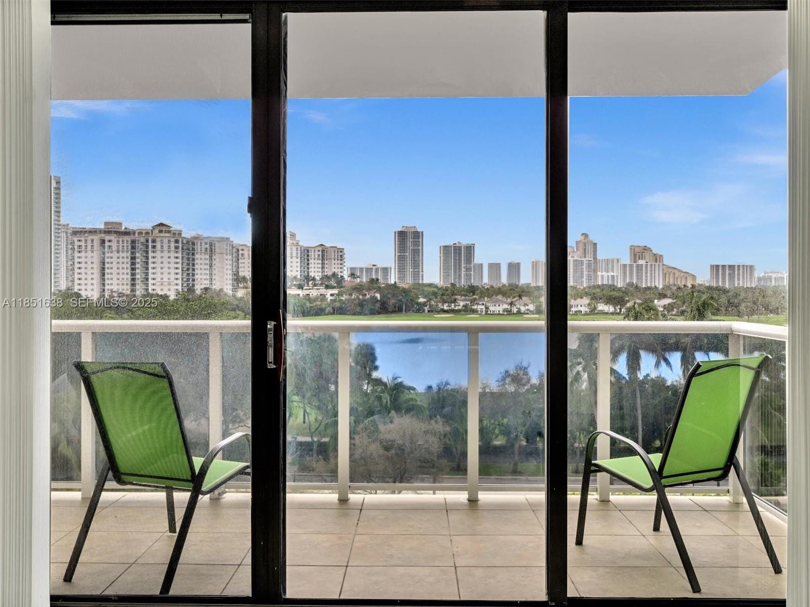 3675 N Country Club Drive 707, Aventura, FL 33180 photo 22