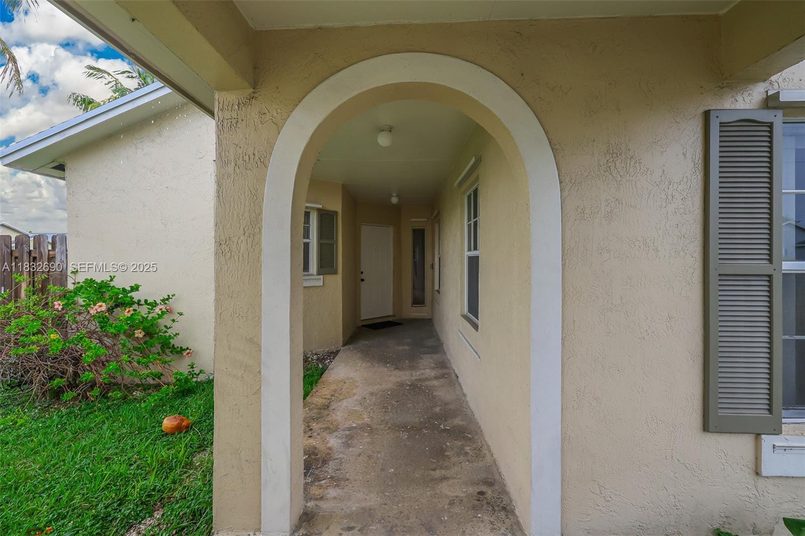 24920 SW 127th Court — photo 2
