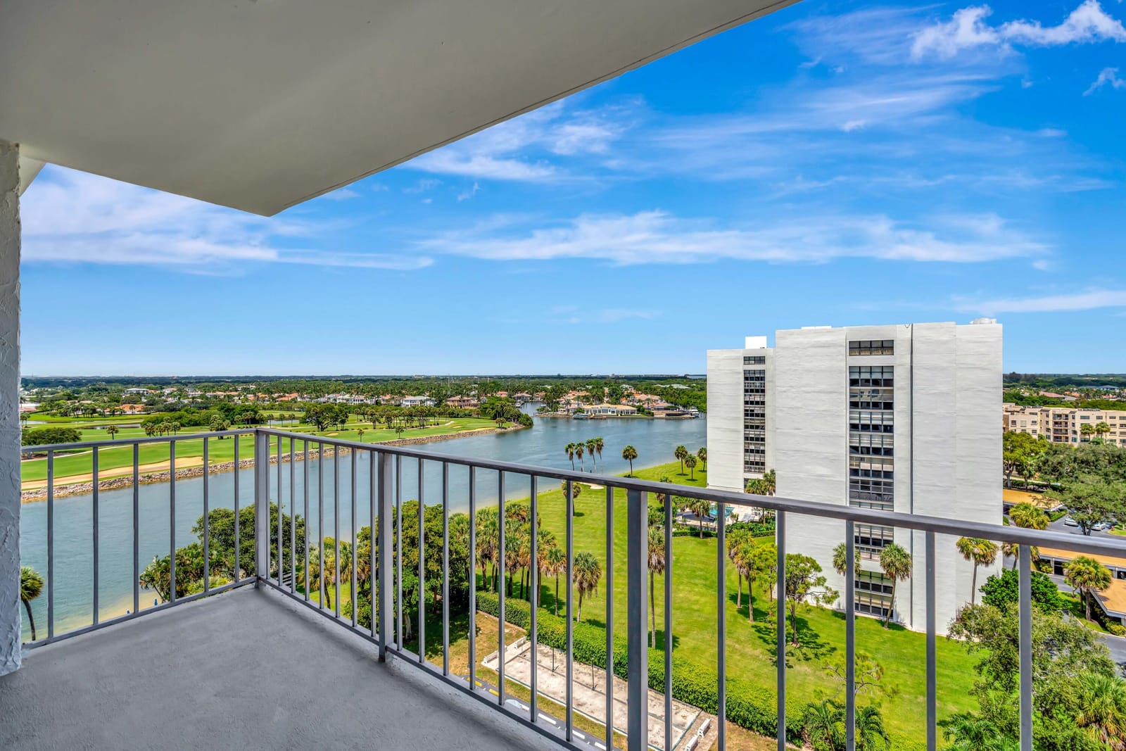 336 Golfview Road 1104, North Palm Beach, FL 33408 photo 17