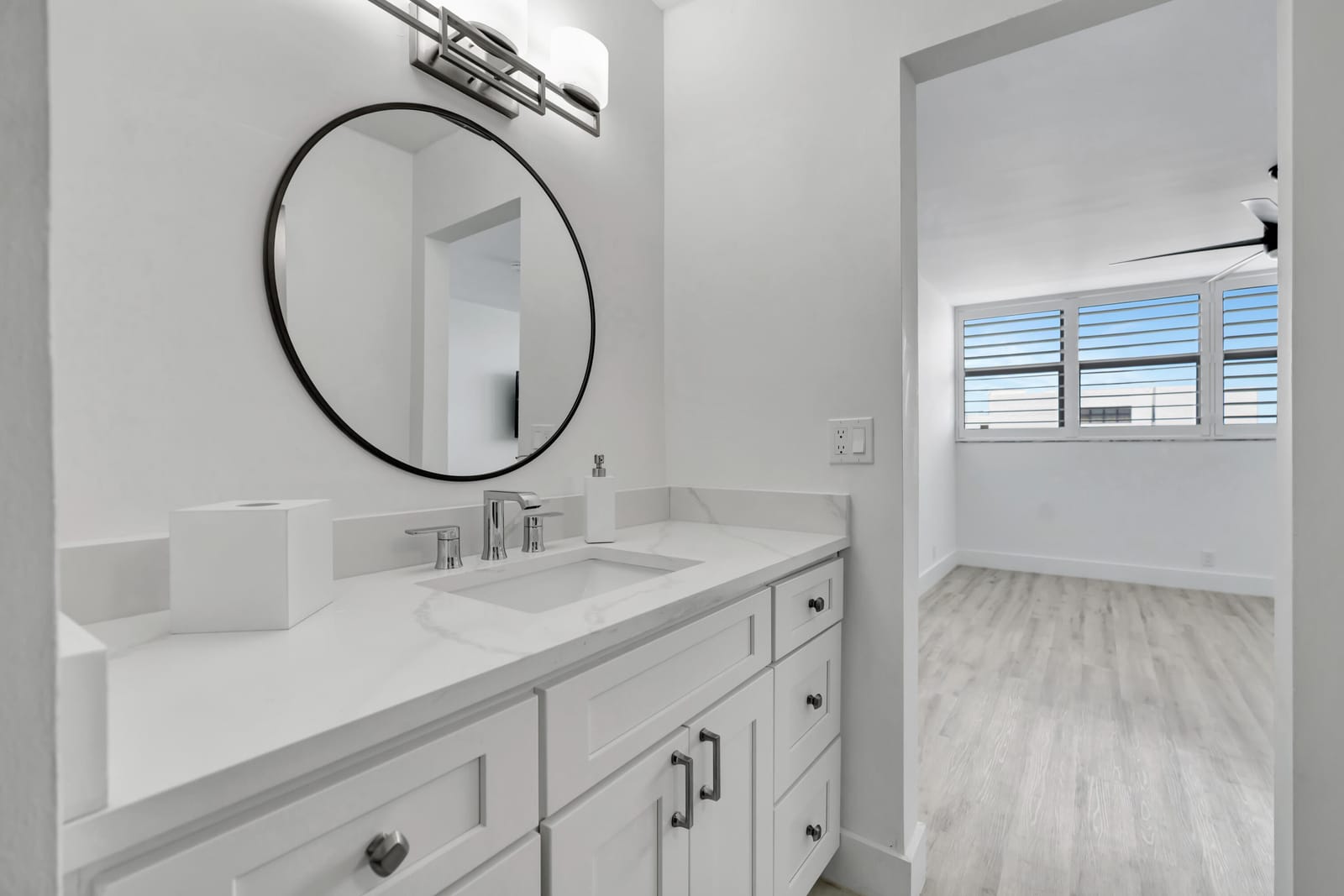 336 Golfview Road 1104, North Palm Beach, FL 33408 photo 27