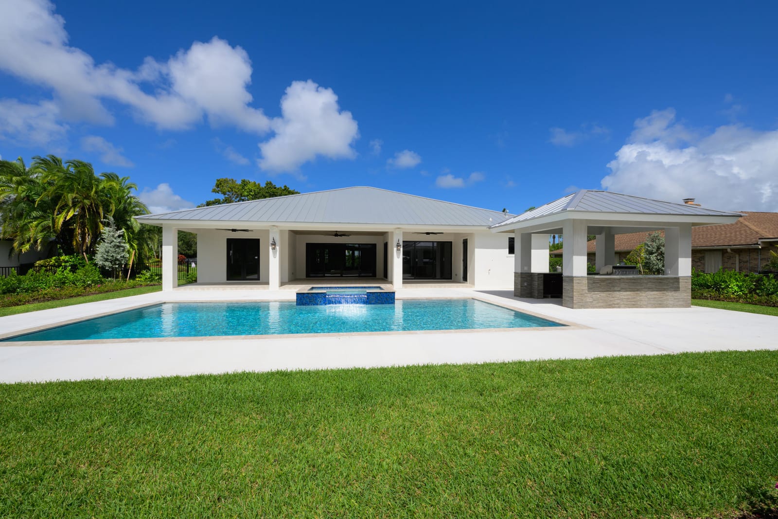 1064 NW Spruce Ridge Drive, Stuart, FL 34994 photo 4