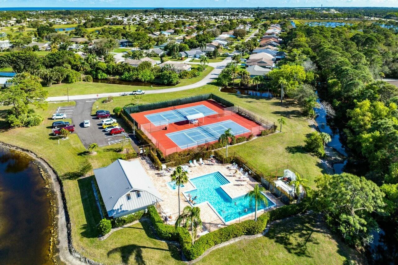 6214 SE Monticello Terrace, Hobe Sound, FL 33455 photo 13
