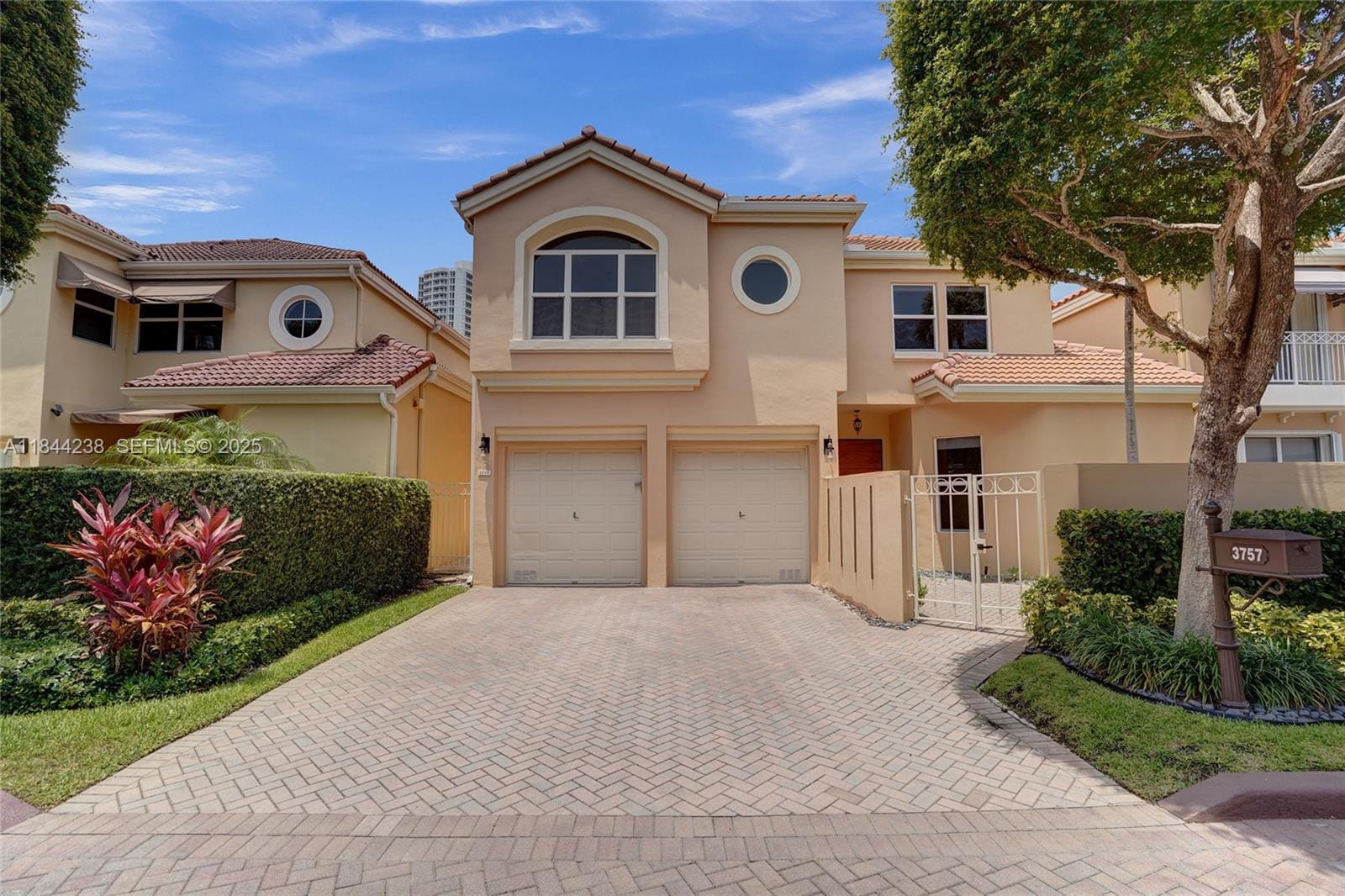 3757 NE 208th Terrace, Aventura, FL 33180 photo 3
