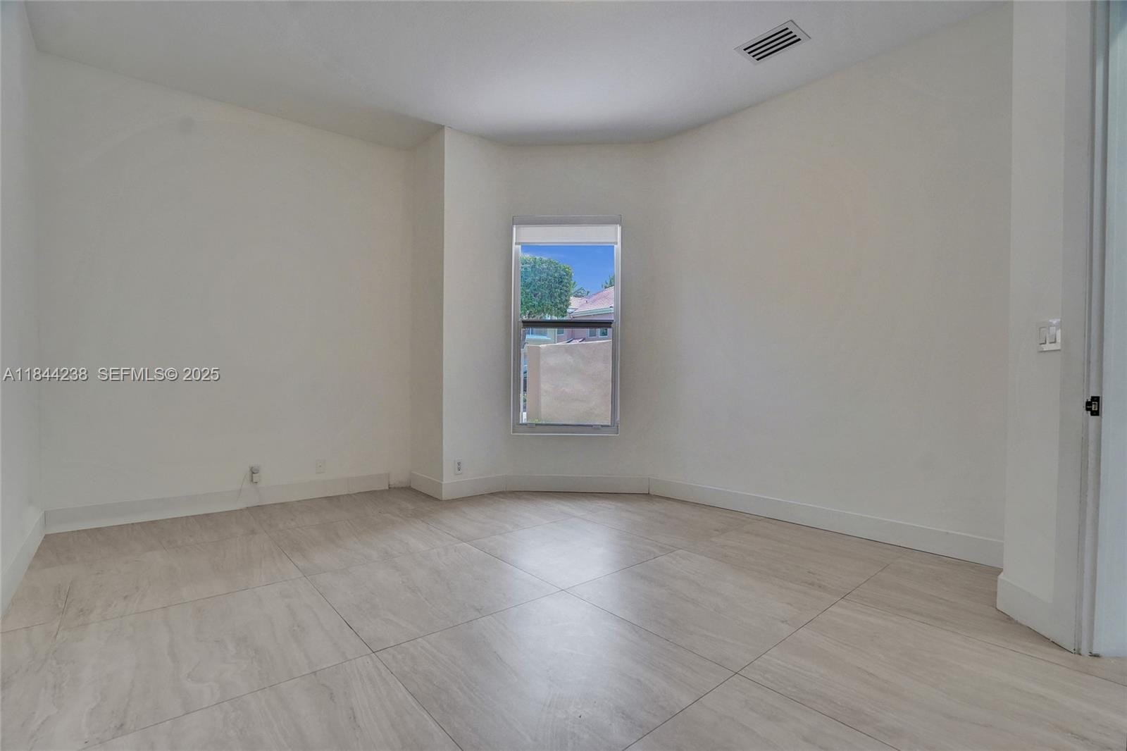 3757 NE 208th Terrace, Aventura, FL 33180 photo 21