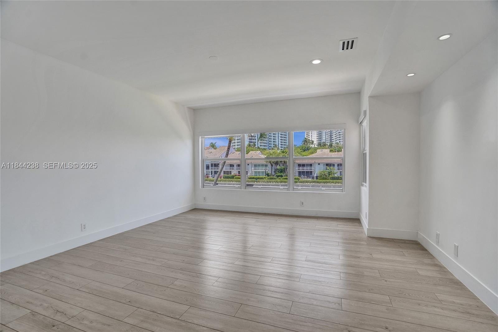 3757 NE 208th Terrace, Aventura, FL 33180 photo 26