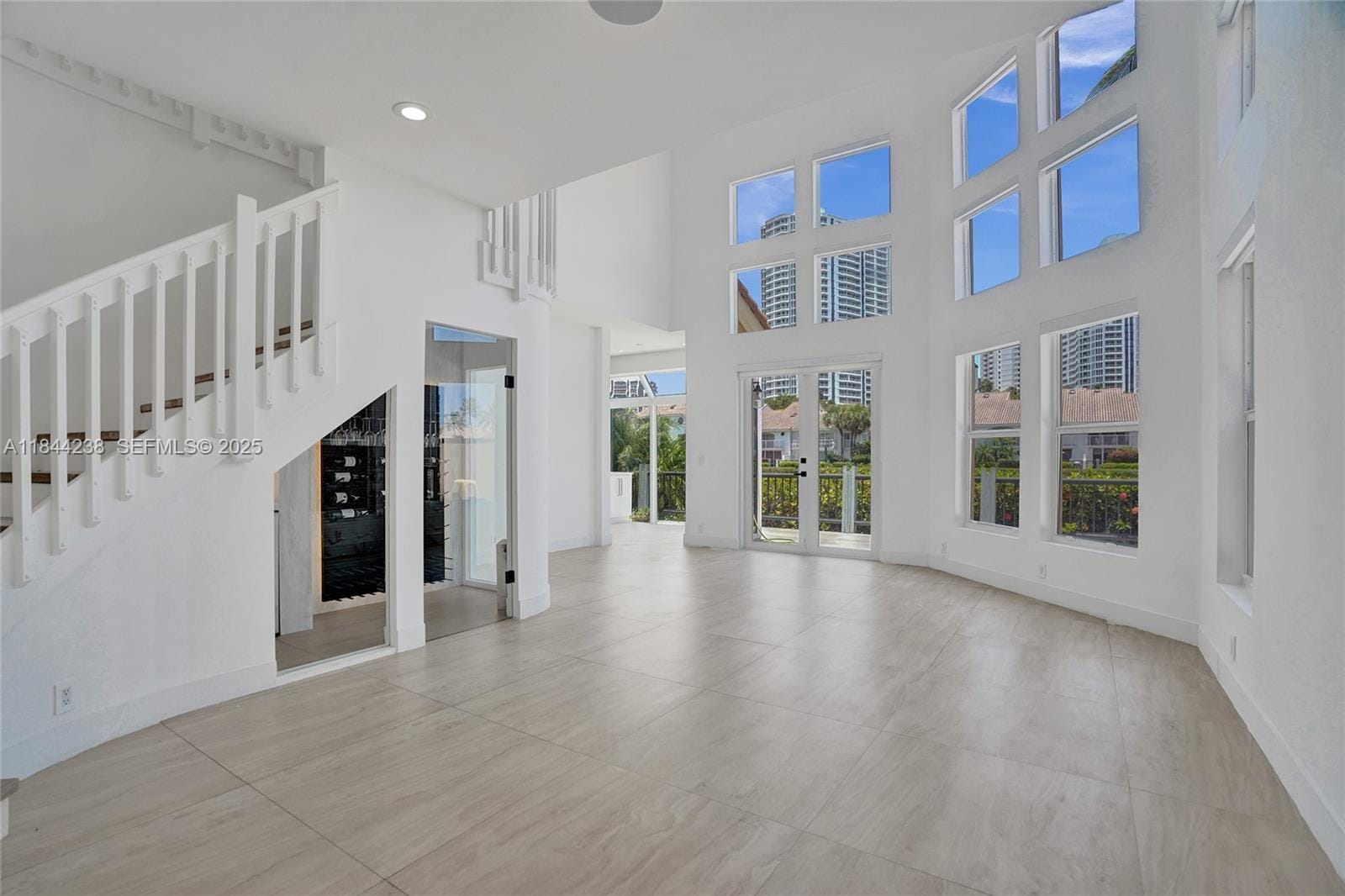 3757 NE 208th Terrace, Aventura, FL 33180 photo 5