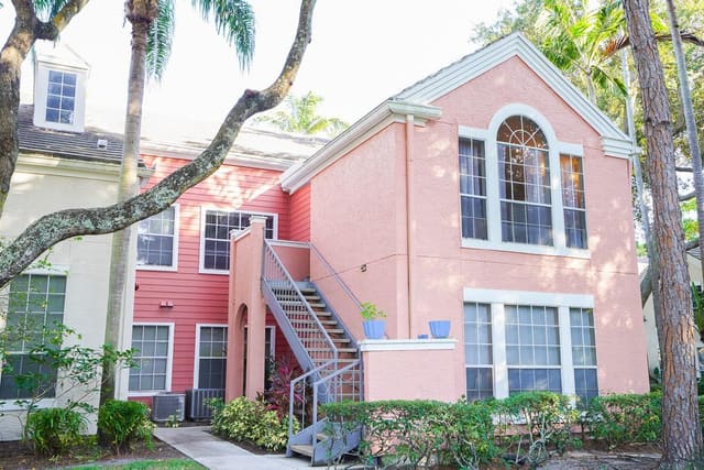1011 Crystal Way P, Delray Beach, FL 33444