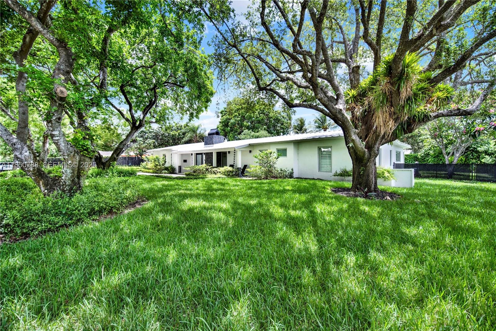 14625 SW 83rd Place, Palmetto Bay, FL 33158