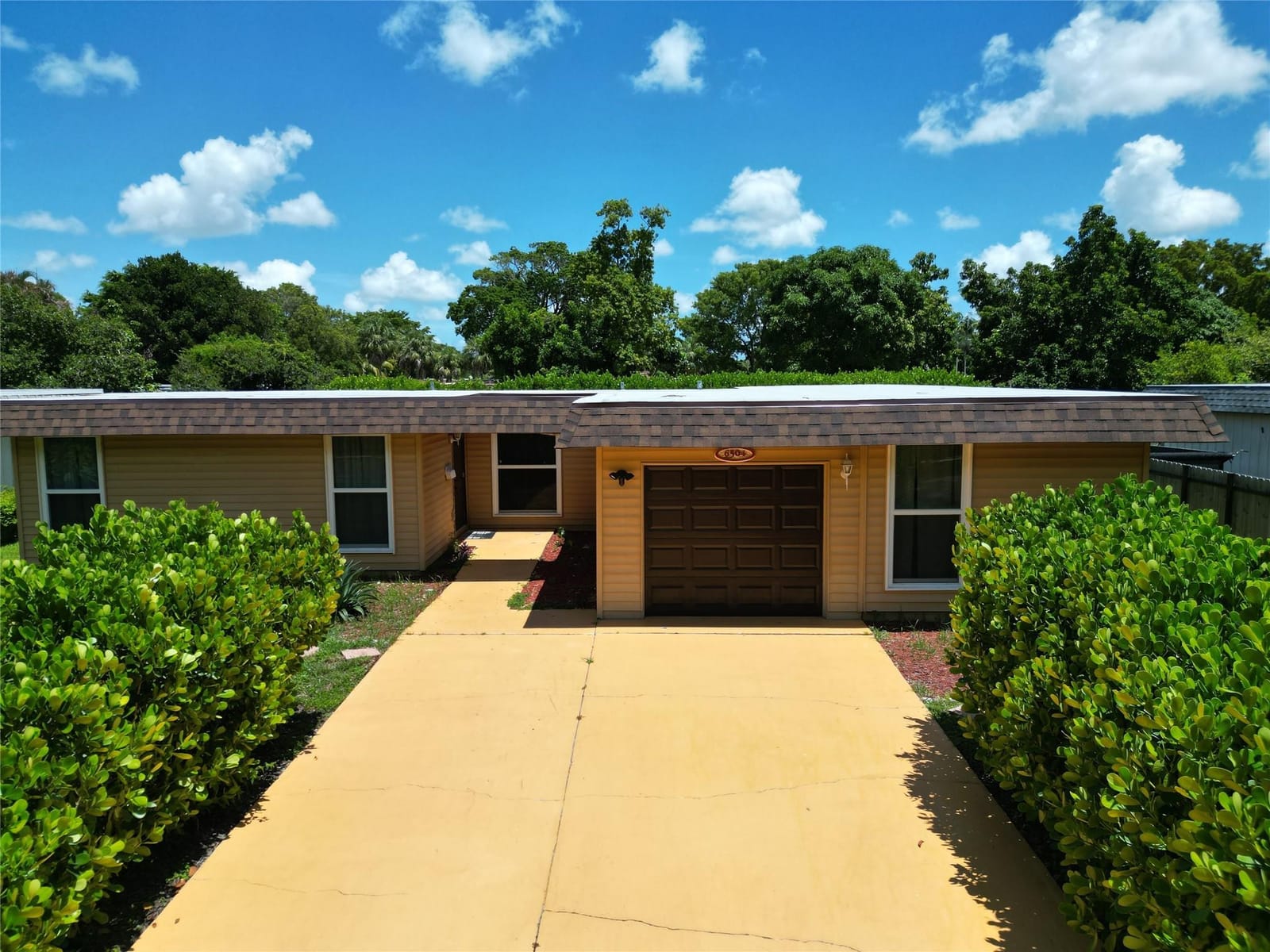 6504 NW 74th Avenue, Tamarac, FL 33321
