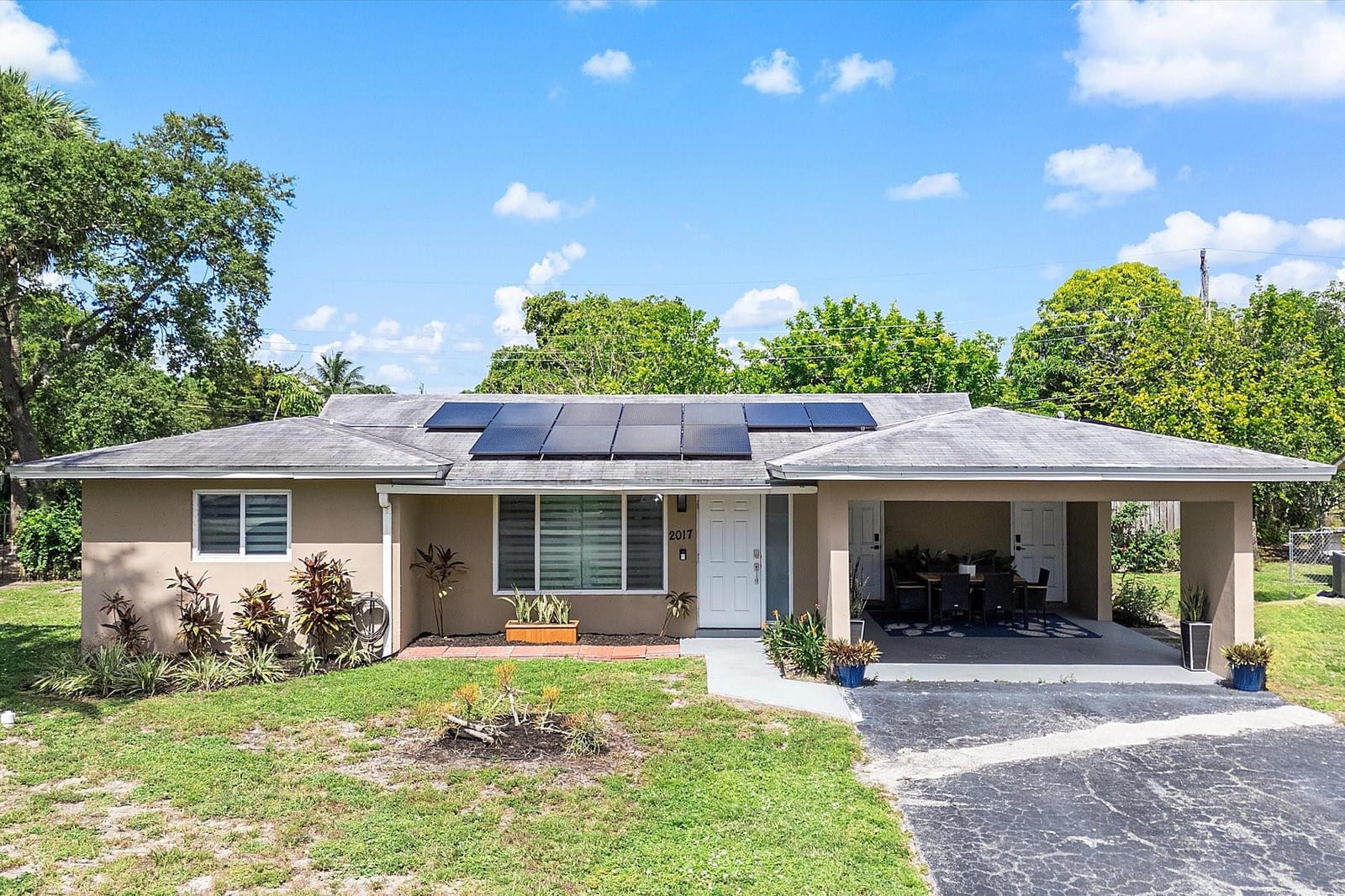 2017 NW 10th Avenue, Fort Lauderdale, FL 33311