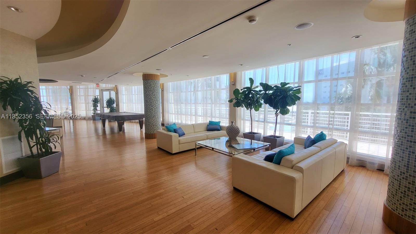 253 NE 2nd Street 1004, Miami, FL 33132 photo 22