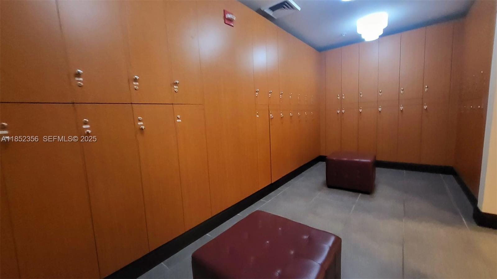 253 NE 2nd Street 1004, Miami, FL 33132 photo 28