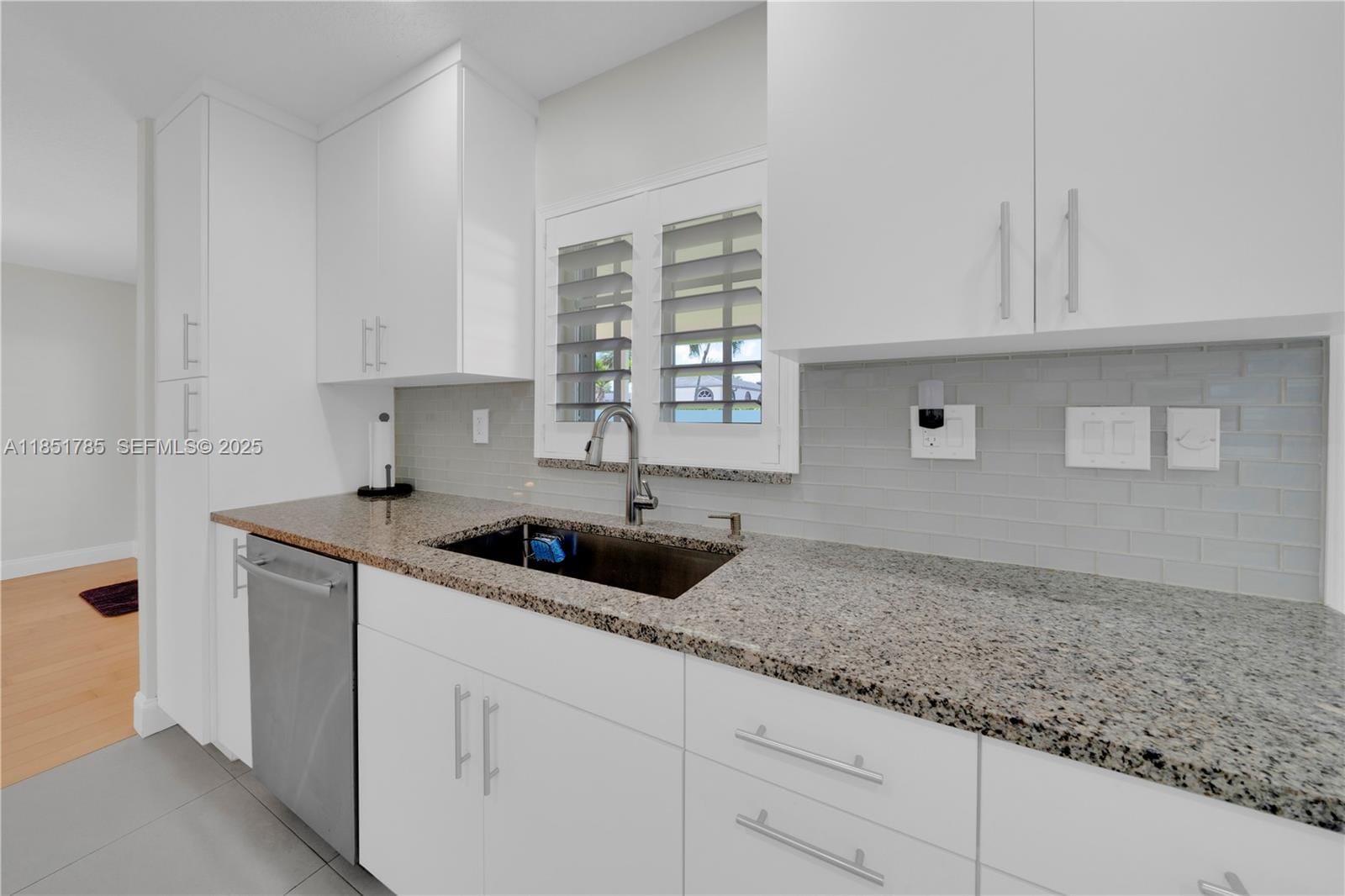 13232 SW 52nd Terrace — photo 8