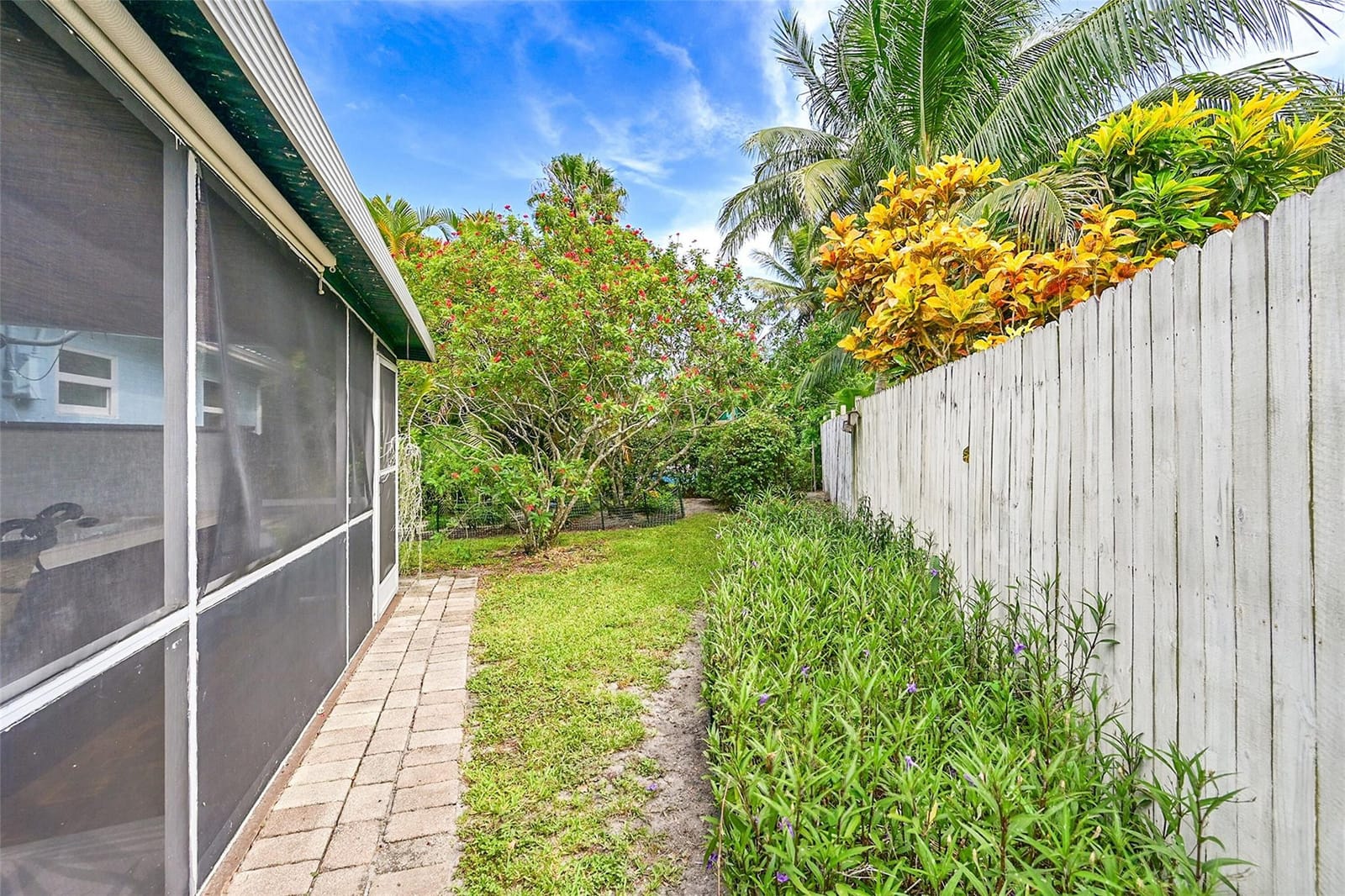 2431 E River Drive, Margate, FL 33063 photo 30