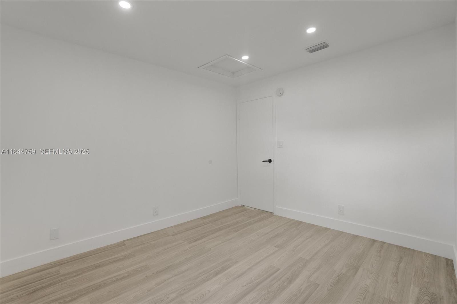 8041 NW 41st Court, Sunrise, FL 33351 photo 13