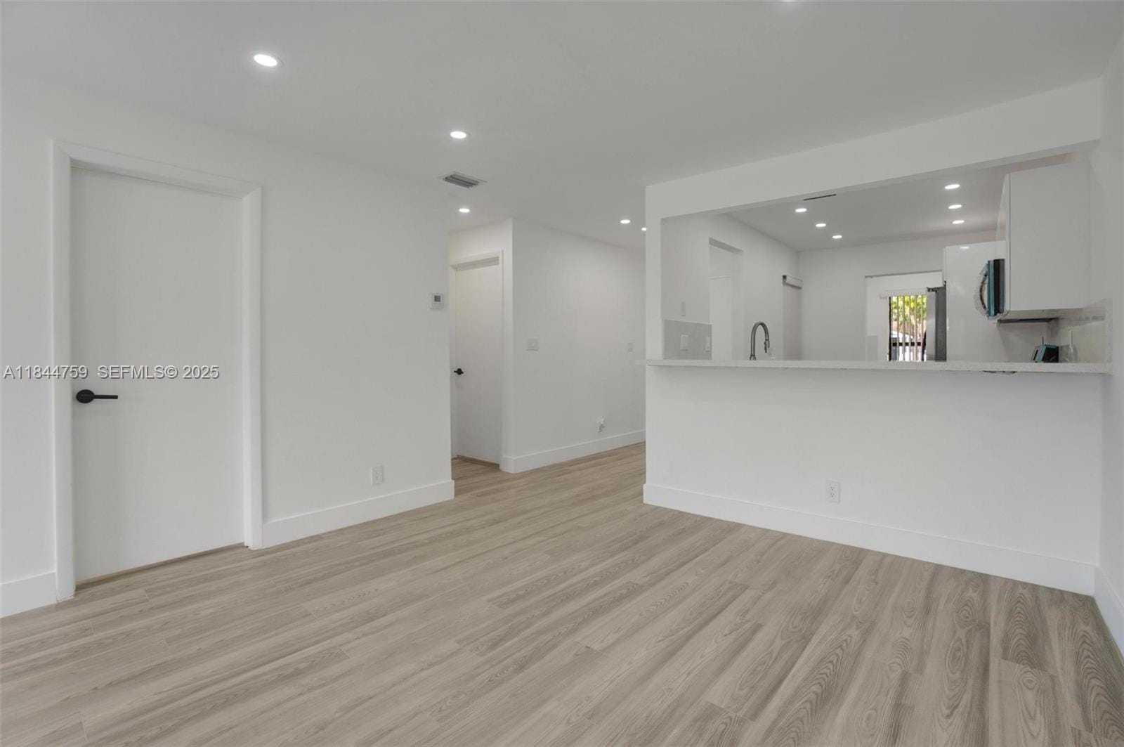 8041 NW 41st Court, Sunrise, FL 33351 photo 4