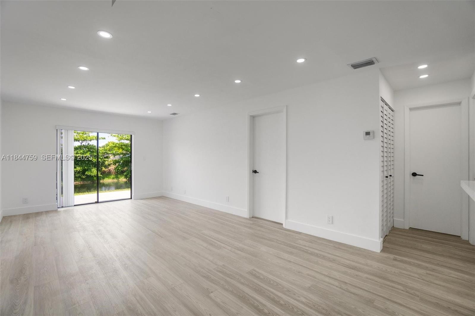 8041 NW 41st Court, Sunrise, FL 33351 photo 6