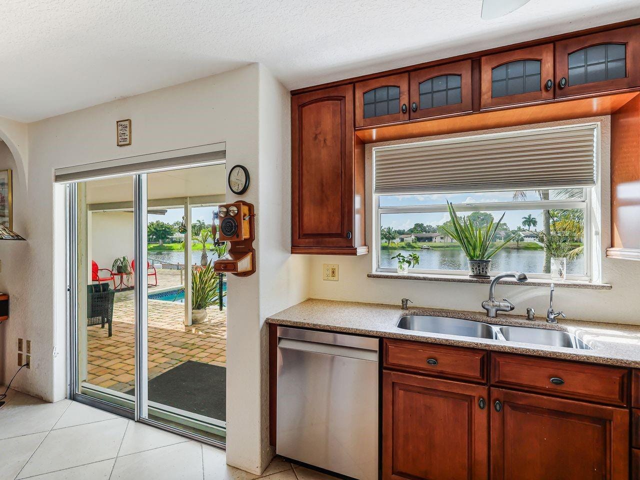 1310 SW 26th Avenue, Deerfield Beach, FL 33442 photo 12
