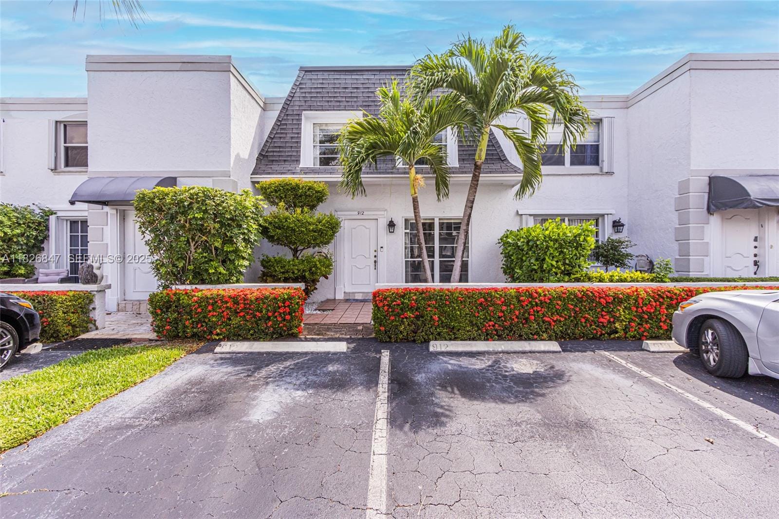 912 NE 27th Avenue, Hallandale Beach, FL 33009
