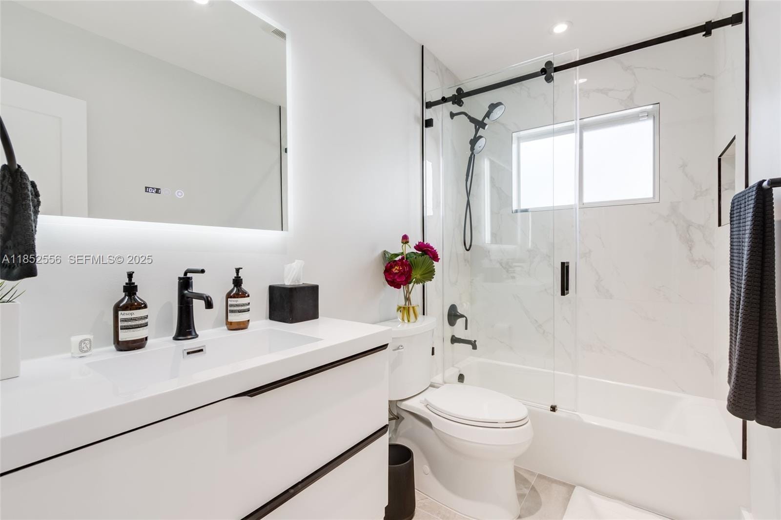 8290 N Bayshore Drive — photo 11