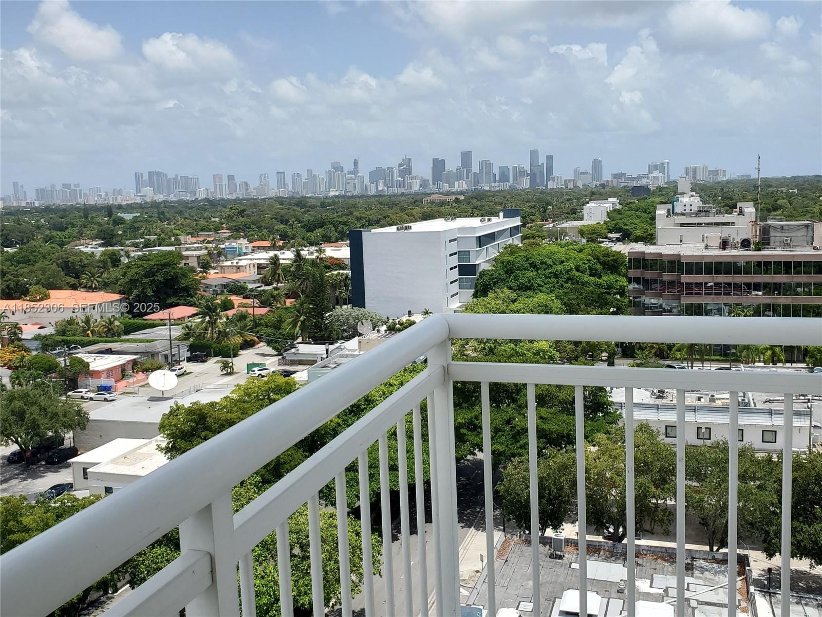 3000 Coral Way 1121 — photo 7