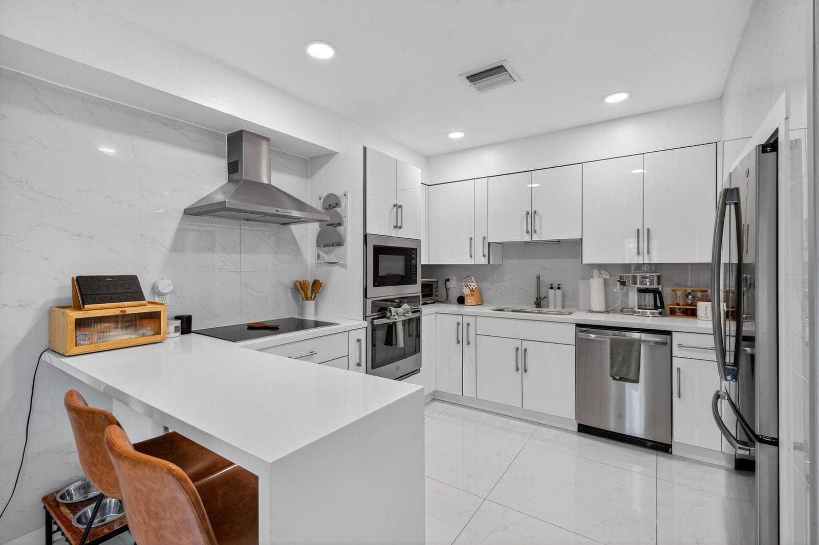 1708 NE 16th Terrace — photo 12